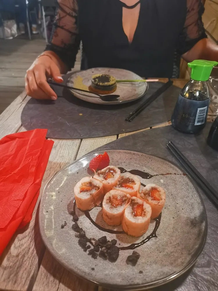 Maki Nutella Fraise Enroulé d'une Crêpe